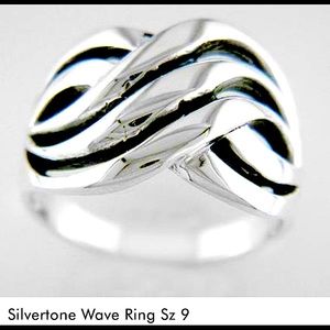 Silvertone wave ring